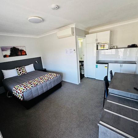Altona Motel Uralla Exterior photo