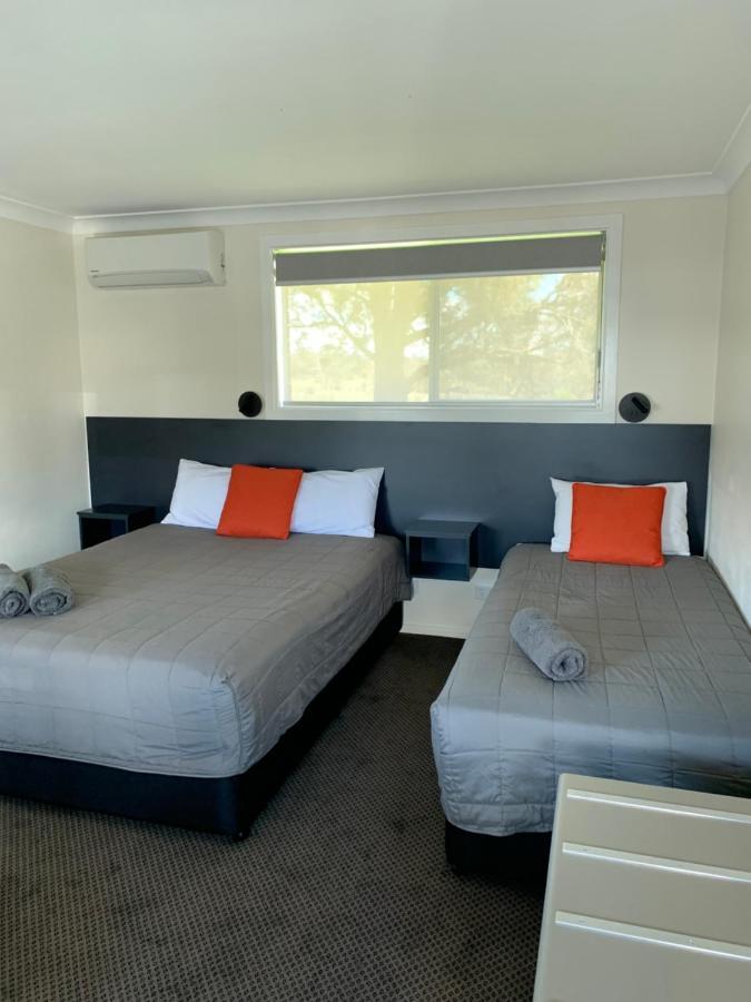 Altona Motel Uralla Exterior photo