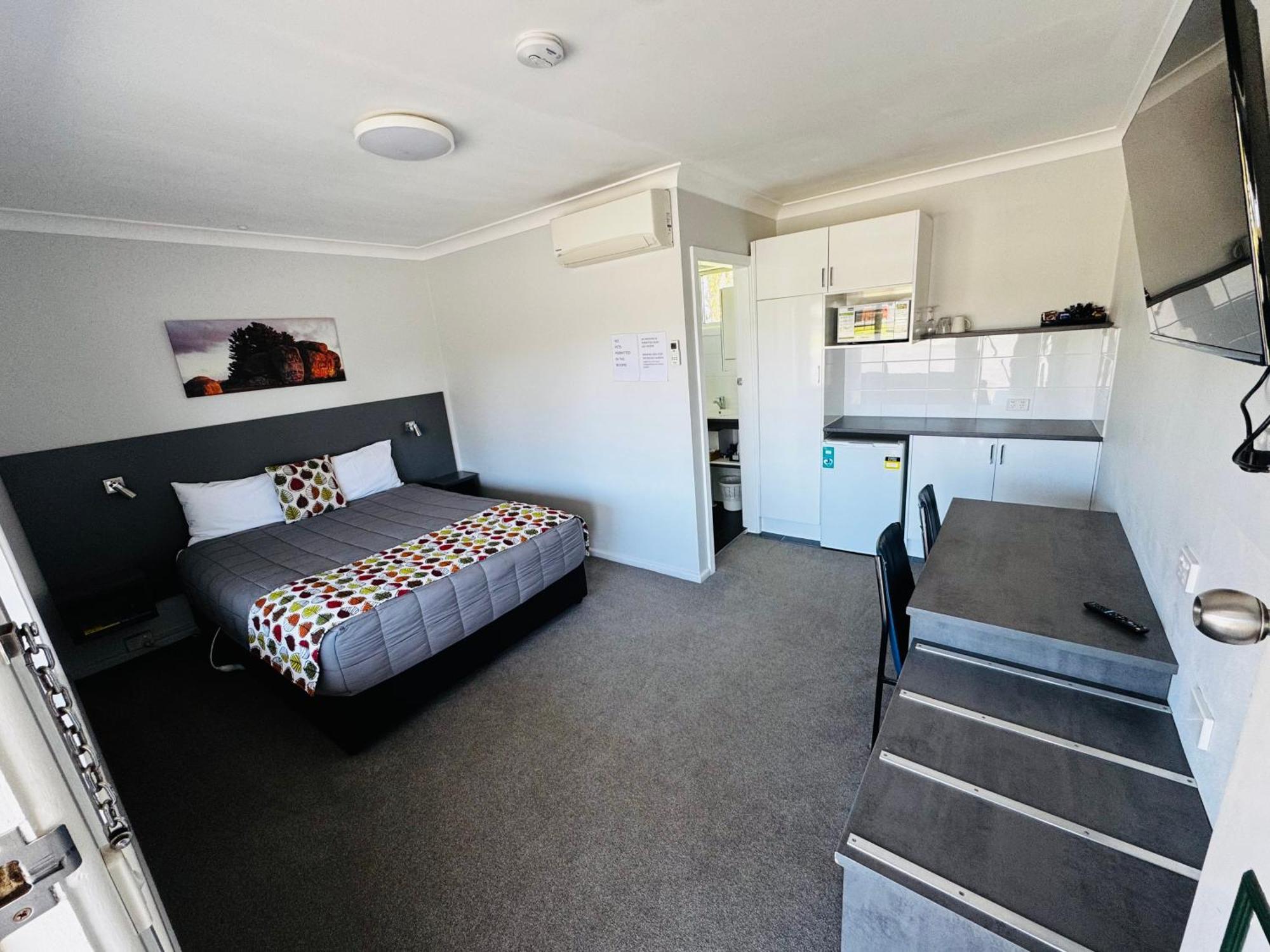 Altona Motel Uralla Exterior photo