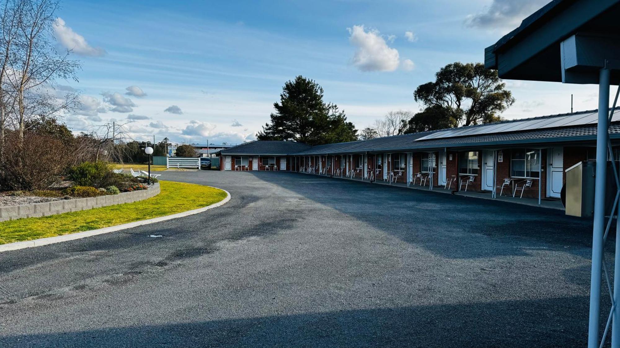 Altona Motel Uralla Exterior photo