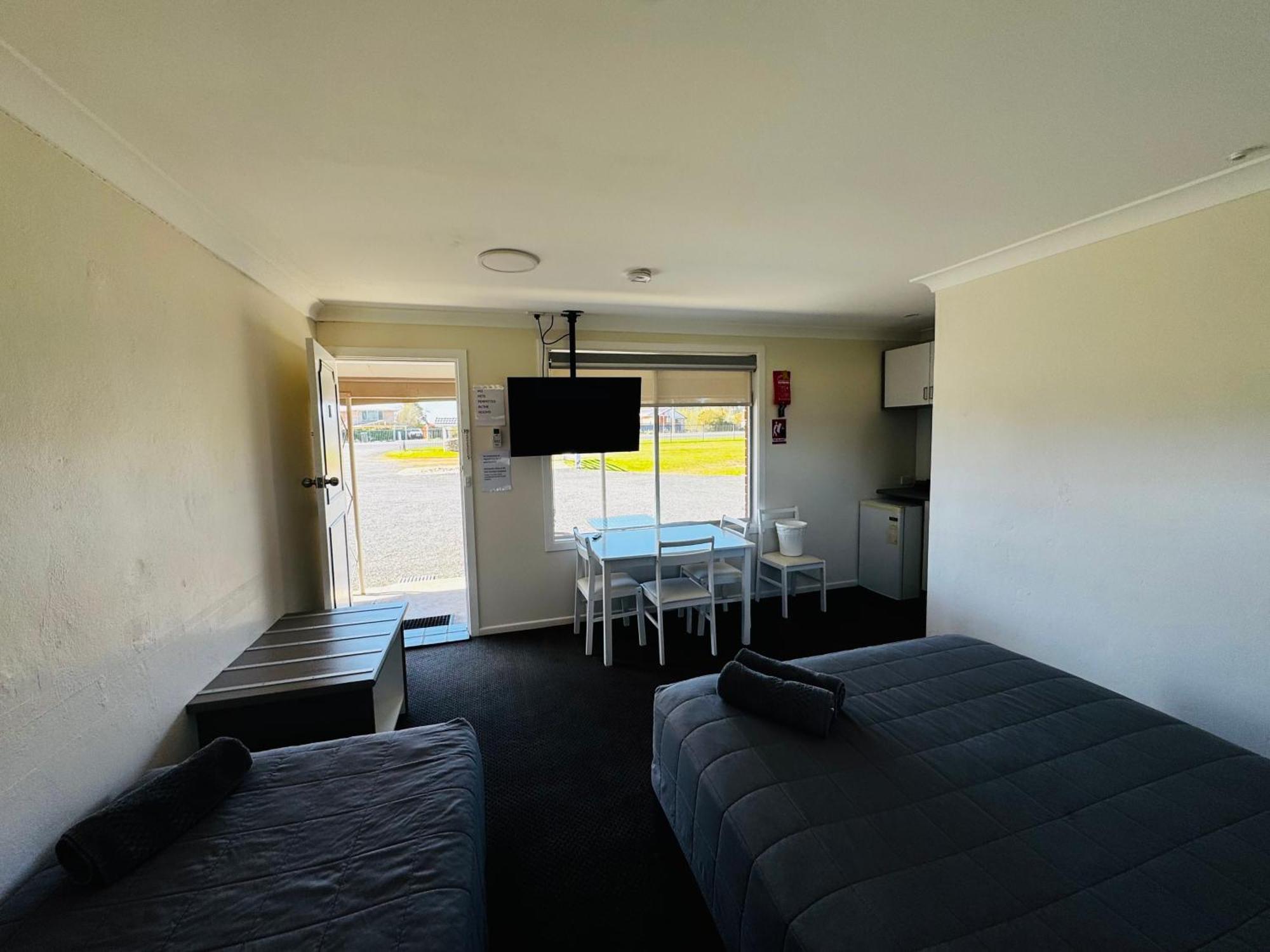 Altona Motel Uralla Exterior photo