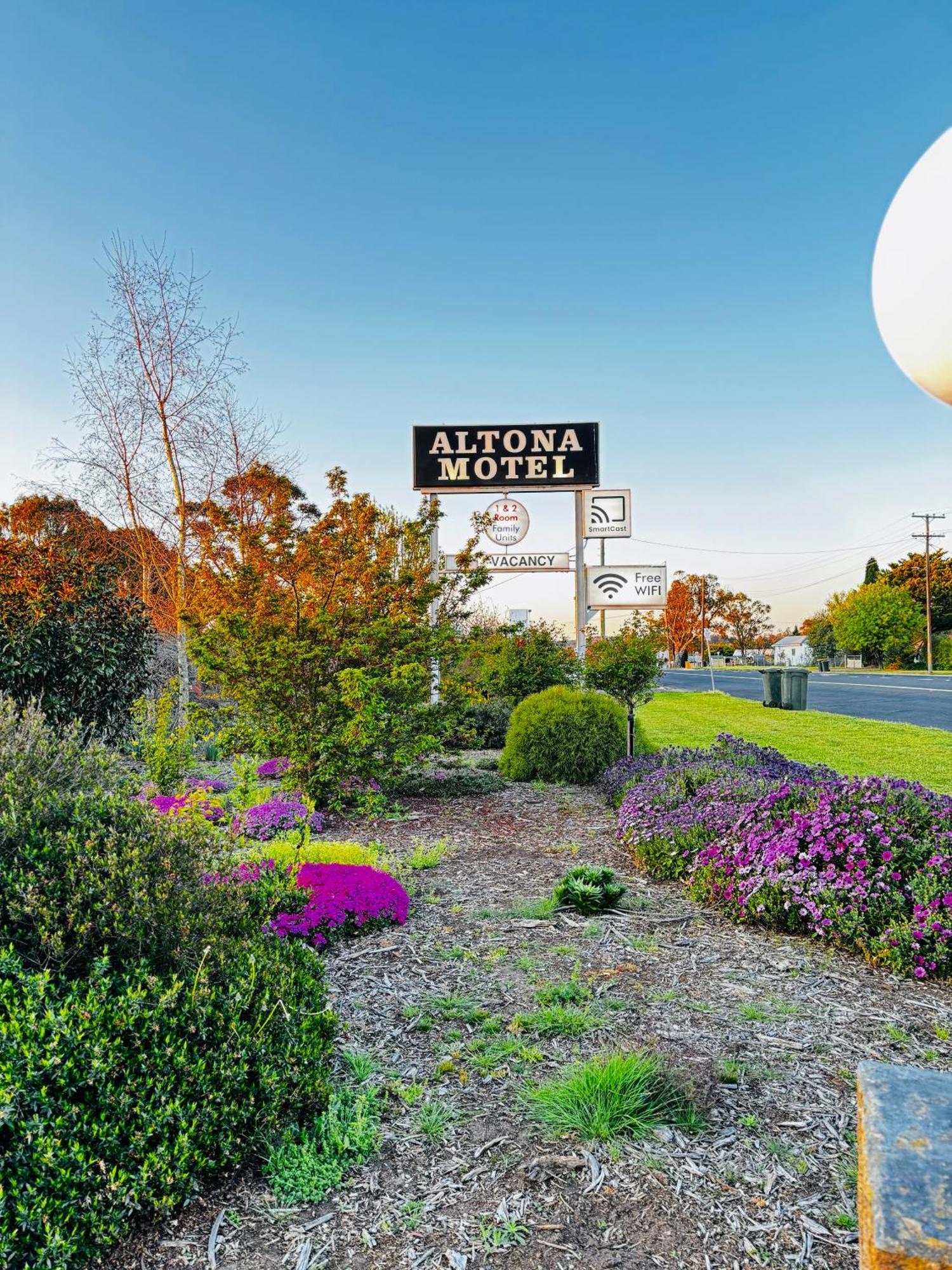 Altona Motel Uralla Exterior photo